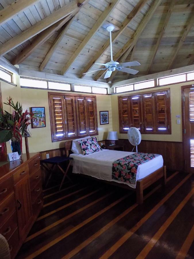 Mango Creek Lodge Port Royal ภายนอก รูปภาพ